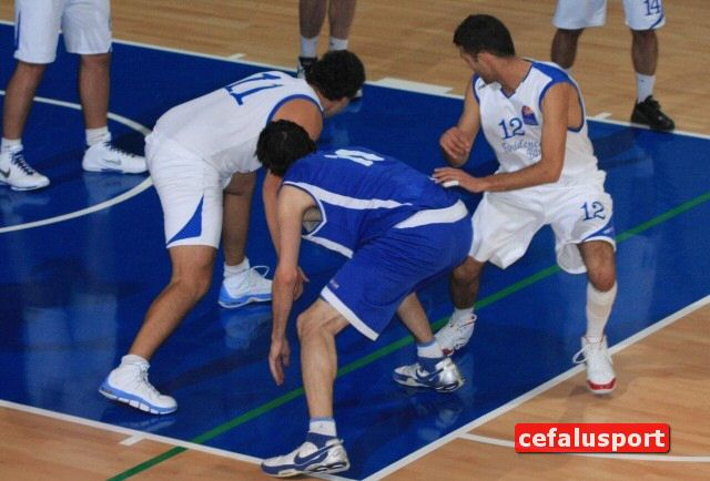 101128_sport 287y_tn.jpg